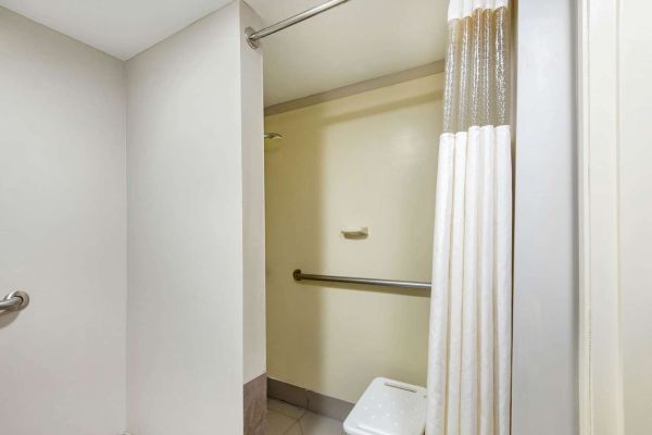 La Quinta Inn Ste Newark Elkton